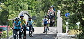  Brücke Ortsausgang Sinatengrün