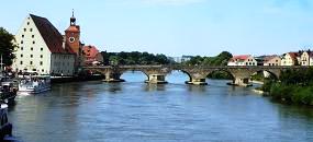  Regensburg - Steinerne Brücke